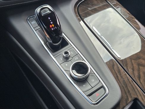 Used 2024 Cadillac Escalade Sport Platinum image 23