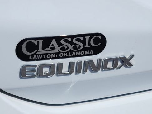 Used 2024 Chevrolet Equinox LT FWD image 11