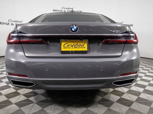 Used 2022 BMW 740i RWD image 7