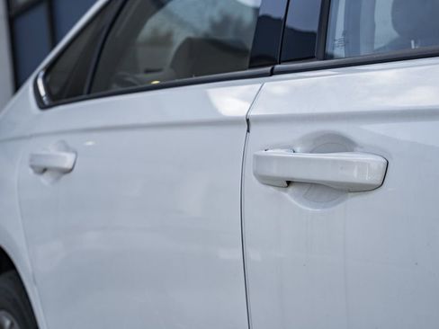 Certified 2024 Honda Accord EX image 12