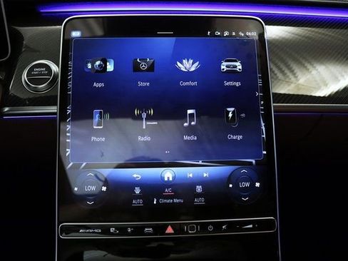Used 2024 Mercedes-Benz S 63 AMG S w/ Carbon Fiber Exterior Package image 7
