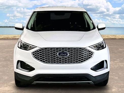 Used 2023 Ford Edge SEL image 2