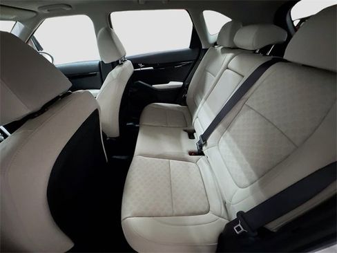 Used 2023 Kia Seltos EX image 27