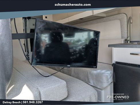 Used 2025 RAM ProMaster 3500 w/ Storage Group FWD image 26