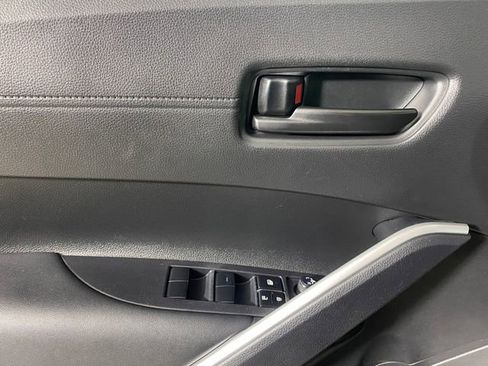 Used 2023 Toyota Corolla Cross AWD Hybrid image 21