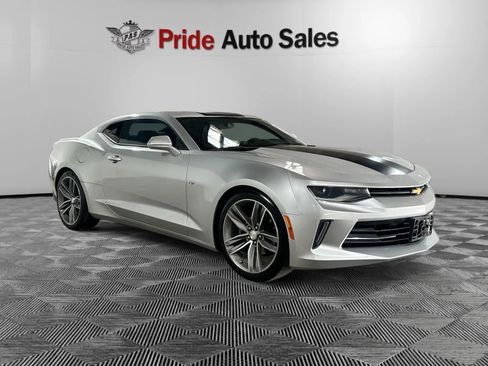 Used 2018 Chevrolet Camaro LT w/ RS Package image 3