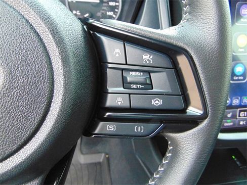 Certified 2025 Subaru Forester Premium image 17