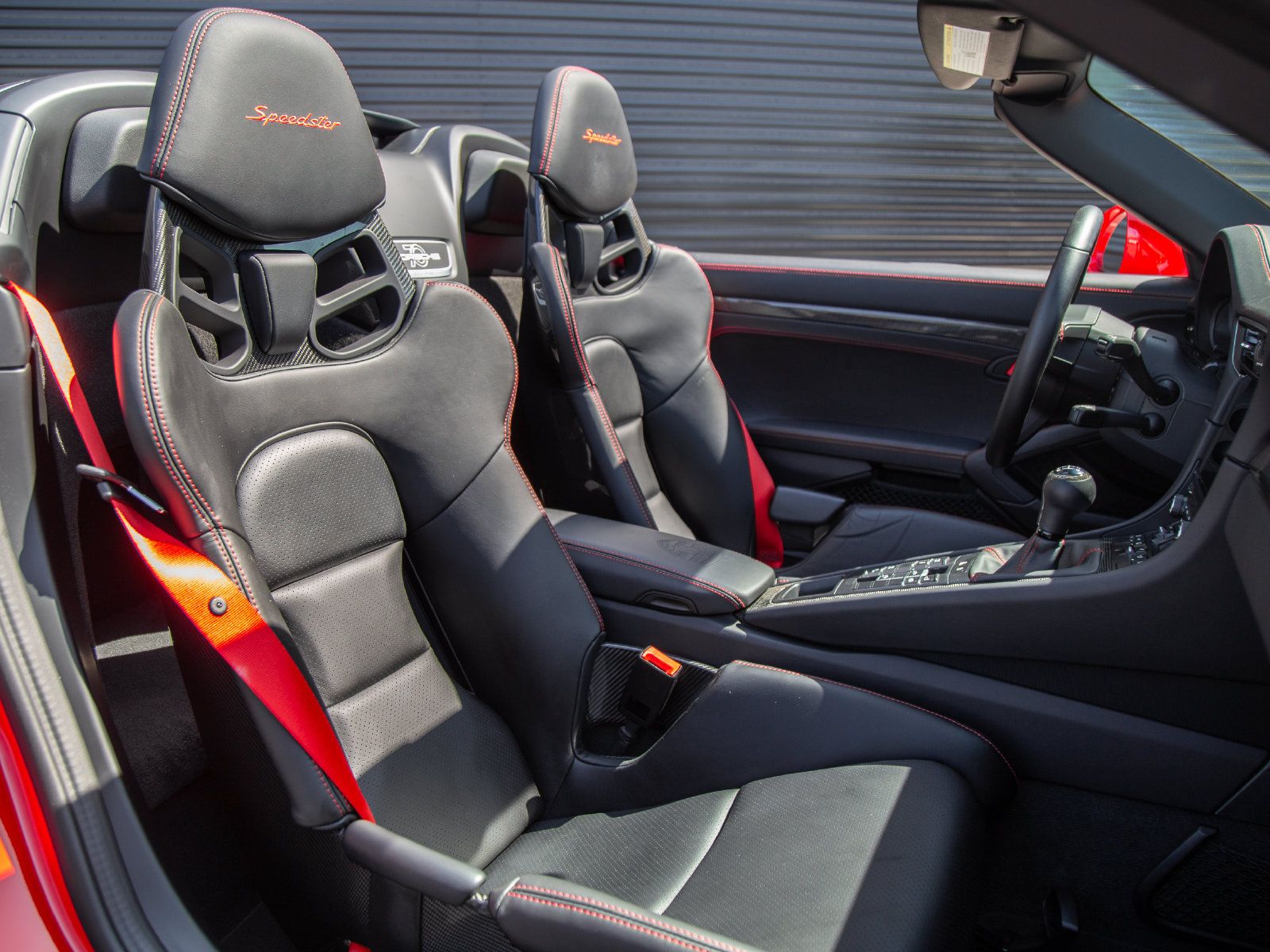 Used 2019 Porsche 911 Speedster RWD image 15