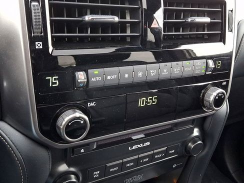 Used 2023 Lexus GX 460 Premium w/ Premium Plus Package image 18