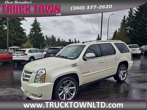 Used 2012 Cadillac Escalade Premium image 7