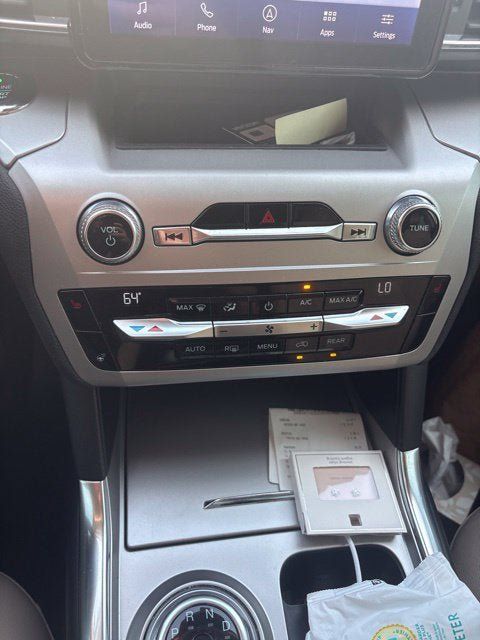 Certified 2020 Ford Explorer XLT w/ Equipment Group 202A AWD/4WD image 13