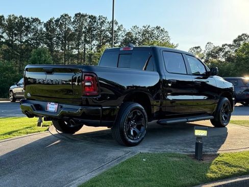 New 2026 RAM 1500 Express AWD/4WD image 7