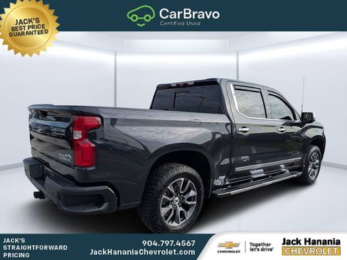 Certified 2022 Chevrolet Silverado 1500 High Country w/ Technology Package AWD/4WD image 3