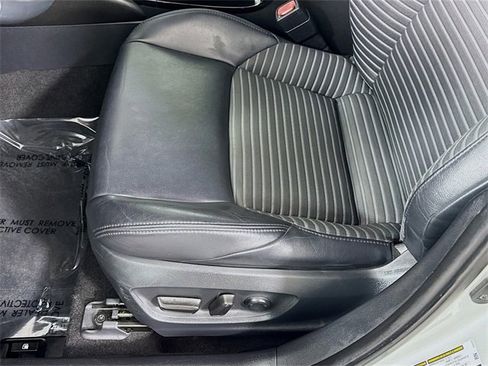 Certified 2020 Toyota Corolla XSE image 18