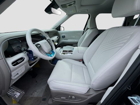 New 2026 Hyundai Palisade SEL Premium FWD image 14