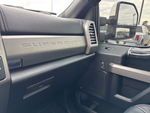 Used 2021 Ford F250 Platinum image 25