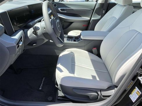 New 2025 Hyundai Sonata SE image 15