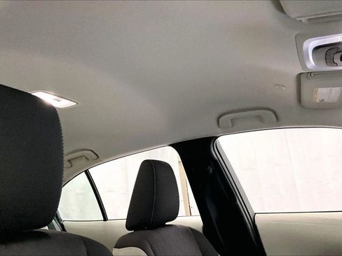 Used 2026 Toyota Corolla LE image 21