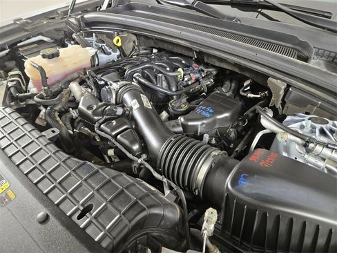 Used 2024 Jeep Grand Cherokee Limited image 23