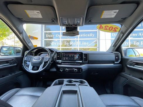 Used 2024 GMC Sierra 1500 SLT AWD/4WD image 29