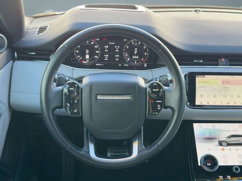 Used 2020 Land Rover Range Rover Evoque R-Dynamic SE image 28