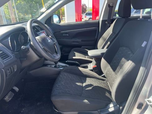Used 2024 Mitsubishi Outlander Sport ES AWD/4WD image 7