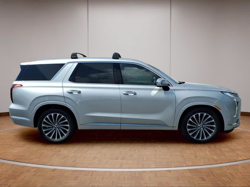 Used 2025 Hyundai Palisade Calligraphy AWD/4WD image 7