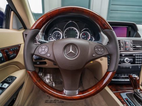 Used 2011 Mercedes-Benz E 350 E 350 Coupe 2D image 16