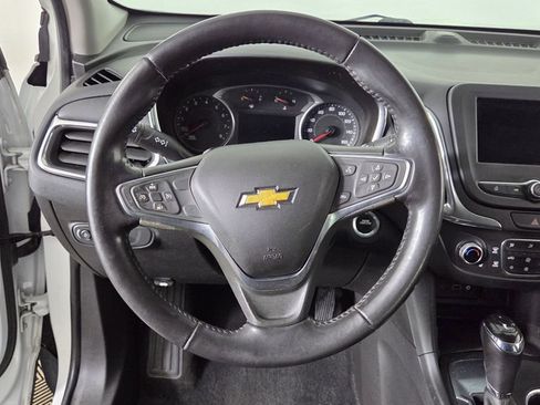 Used 2019 Chevrolet Equinox LT FWD image 18