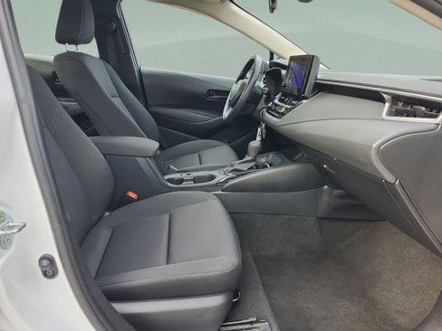 Used 2023 Toyota Corolla LE image 22