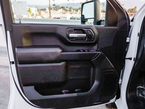 Used 2024 Chevrolet Silverado 2500 W/T w/ WT Convenience Package AWD/4WD image 24