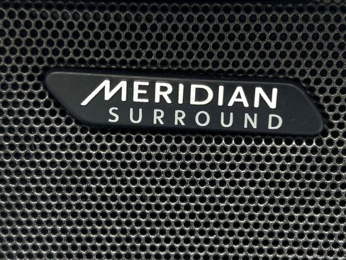 Used 2016 Jaguar F-TYPE Convertible image 34