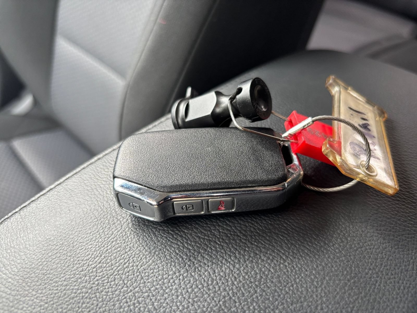 Used 2025 Kia Soul LX w/ LX Technology Package FWD image 19
