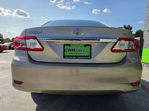 Used 2011 Toyota Corolla LE FWD image 15