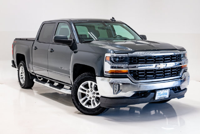 Used 2018 Chevrolet Silverado 1500 LT w/ All Star Edition AWD/4WD image 6