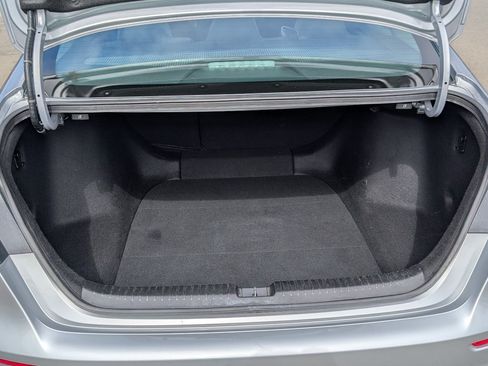 Used 2023 Honda Accord EX image 8