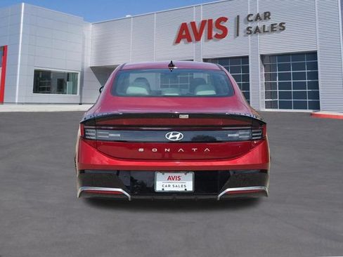 Used 2025 Hyundai Sonata SEL FWD image 7