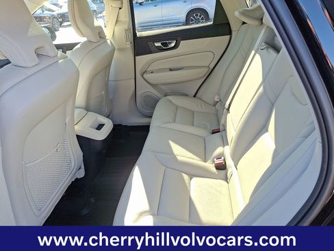 Certified 2023 Volvo XC60 B5 Core w/ Protection Package image 11