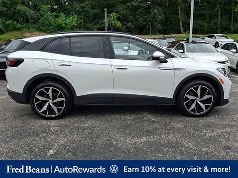 Certified 2023 Volkswagen ID.4 Pro S AWD/4WD image 9