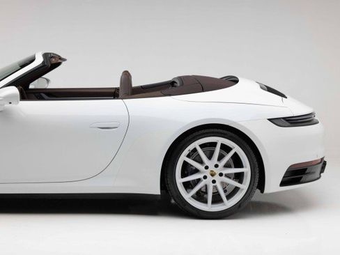 Used 2024 Porsche 911 Carrera image 38