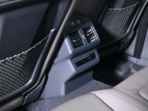 Used 2025 Audi Q5 Premium w/ Convenience Package AWD/4WD image 18