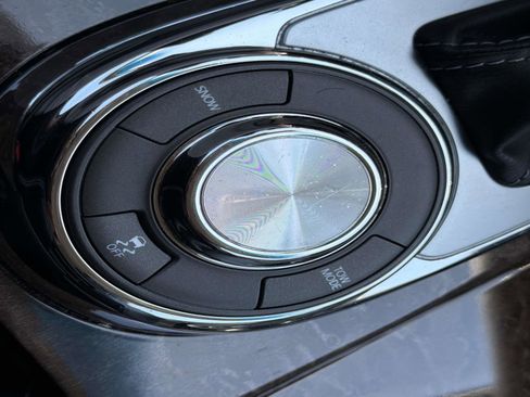 Used 2015 INFINITI QX80 2WD w/ 22" Wheel Package image 26