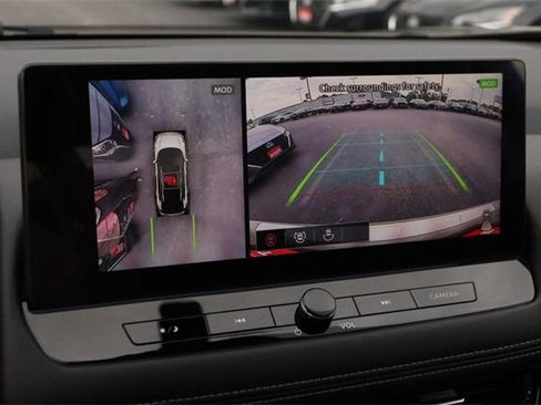 Certified 2024 Nissan Rogue SL w/ SL Premium Package image 17