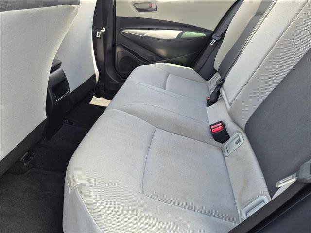 Used 2022 Toyota Corolla LE FWD image 16