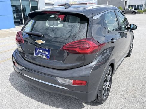 Used 2017 Chevrolet Bolt Premier w/ Driver Confidence II Package FWD image 5