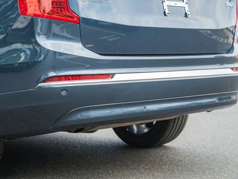 Used 2023 Volvo XC90 B6 Plus w/ Protection Package AWD/4WD image 9