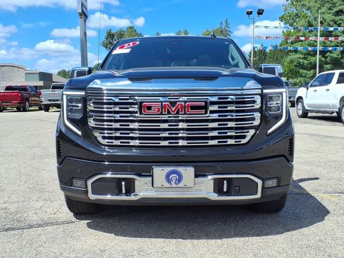 Used 2023 GMC Sierra 1500 Denali w/ Denali Reserve Package AWD/4WD image 10
