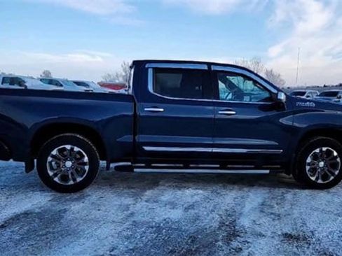 Certified 2022 Chevrolet Silverado 1500 High Country w/ Z71 Off-Road Package image 9