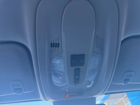 Used 2016 Chevrolet Equinox LTZ image 28