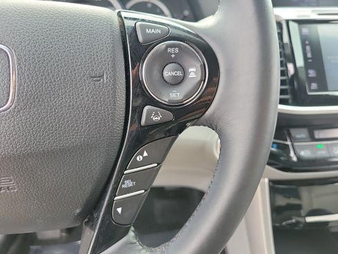 Used 2016 Honda Accord EX-L image 19